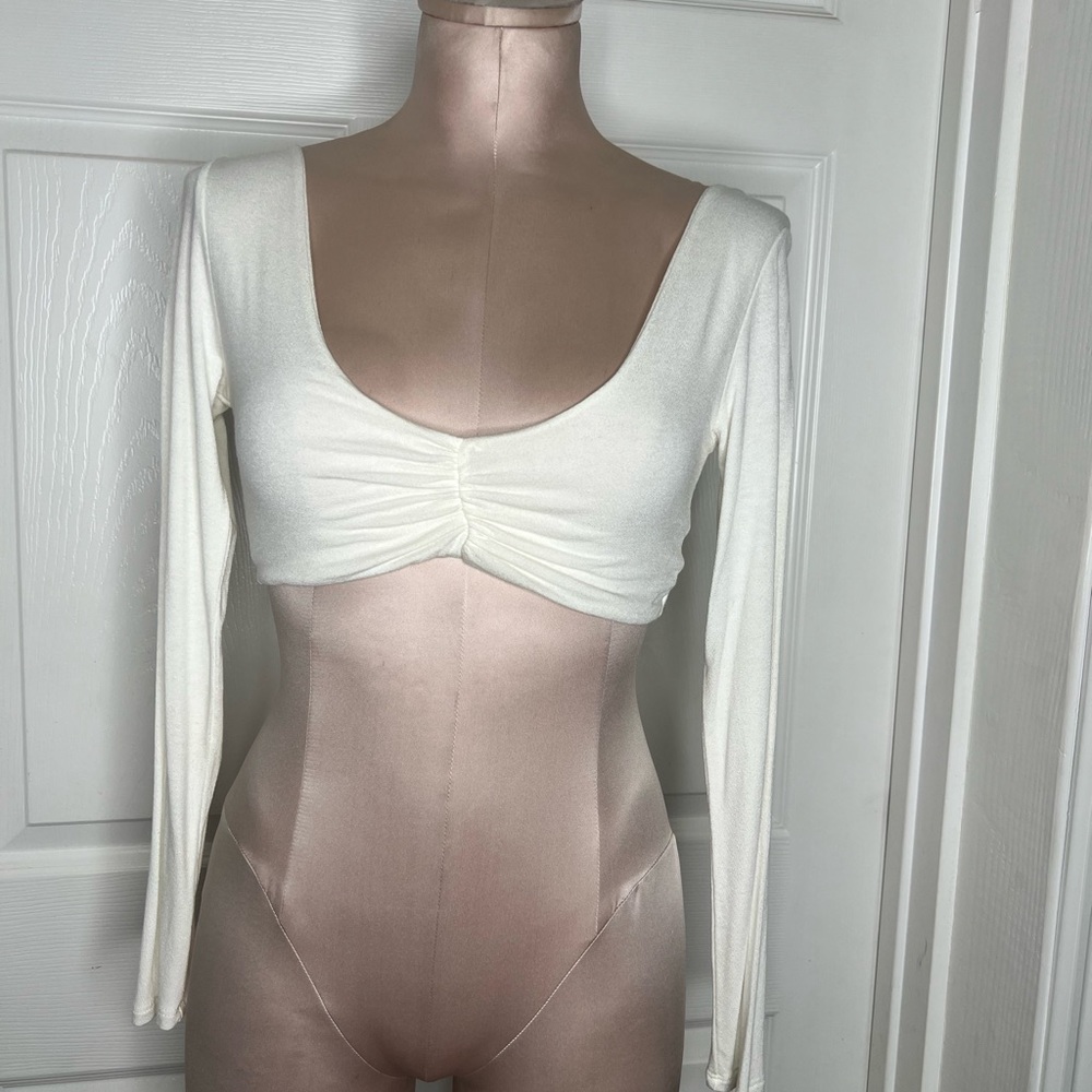Naked Wardrobe Cropped long sleeve Top Sz Small